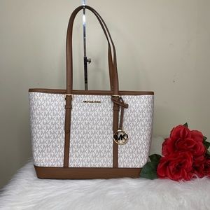 Michael Kors Signature Tote bag